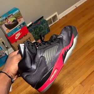 Shoes wore size Is 10.5 we can talk about a price good for you black and red-